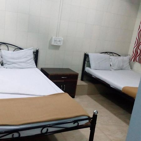 מומביי Hotel Central Inn מראה חיצוני תמונה