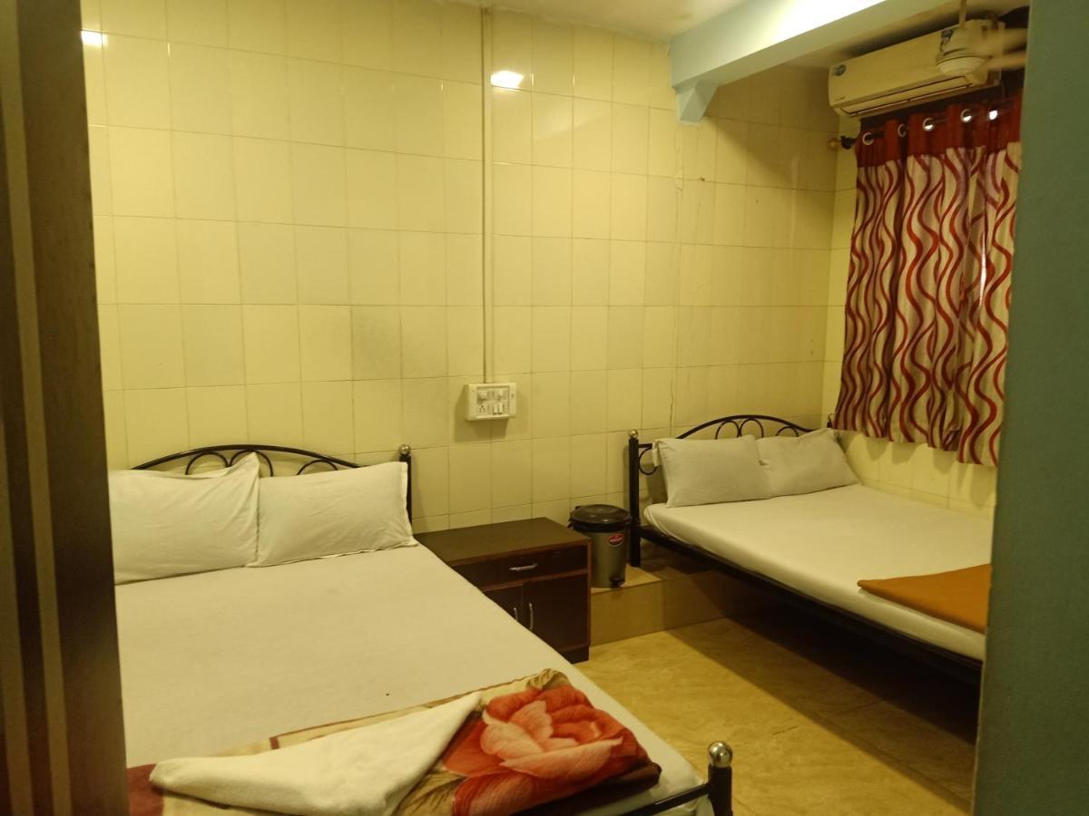מומביי Hotel Central Inn מראה חיצוני תמונה