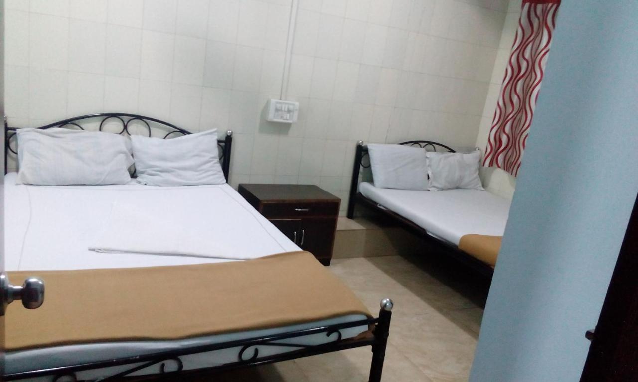 מומביי Hotel Central Inn מראה חיצוני תמונה